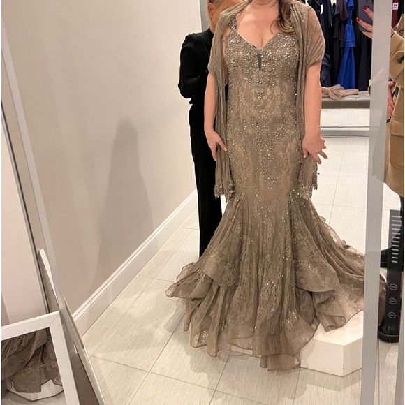 Mother of the bride dress - Picture 6 of 8